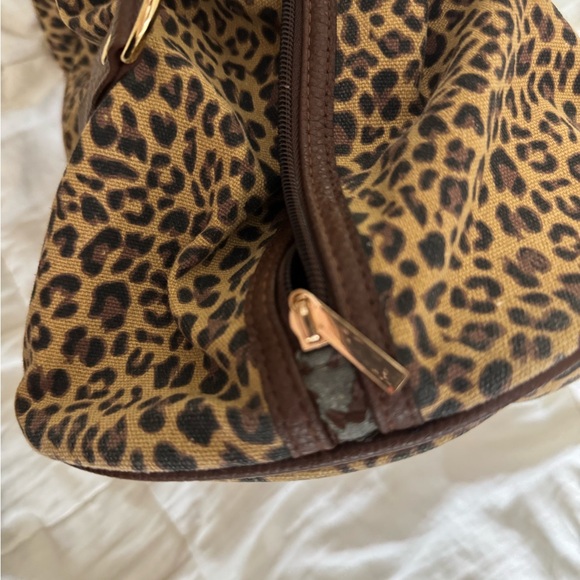 Cheetah Duffel Bag - Picture 7 of 10